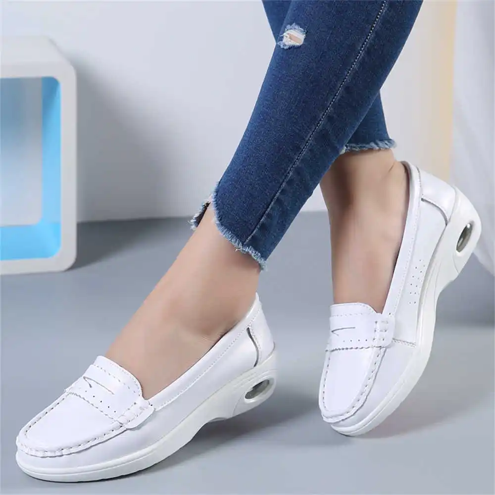 Thick Sole Slipon White Traine - Women Formal Wear On Sale ulasan dan harga